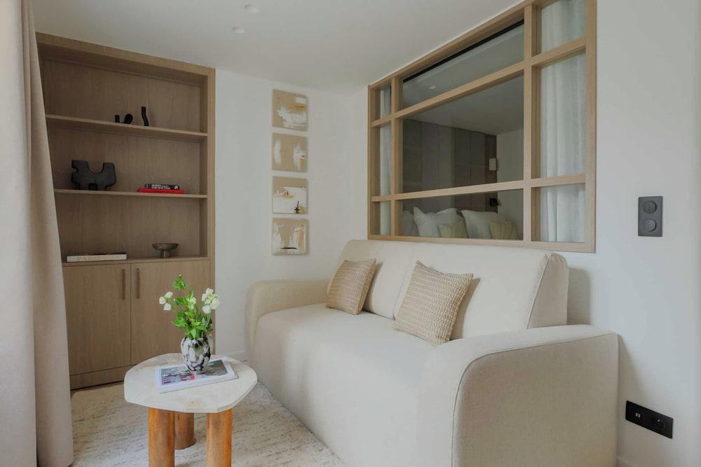 Magnificent Apartment -1br-4p- Canal Saint-martin