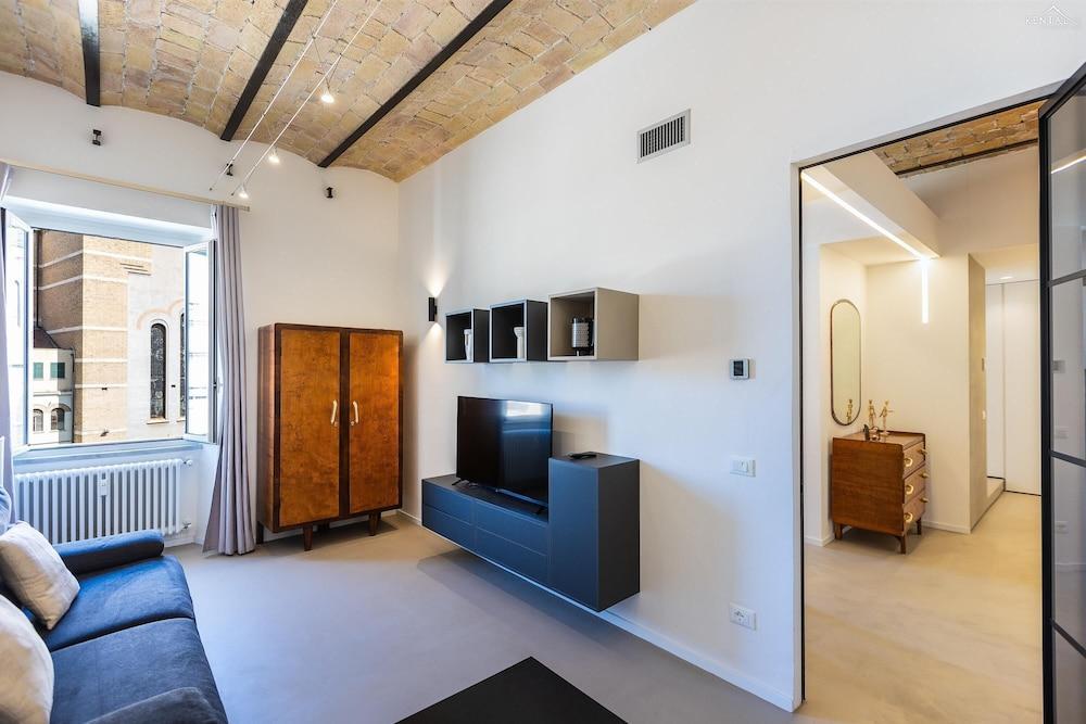 Rental in Rome Testaccio Apartment - Tap to explore photos