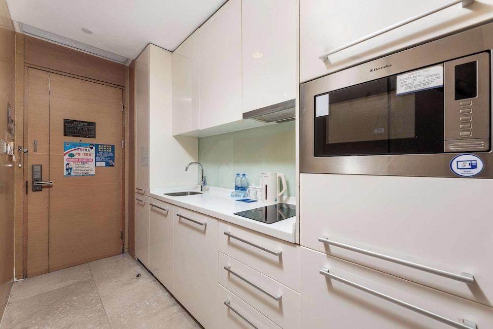 Guangzhou Baogeli Service Apartment - Tap to explore photos