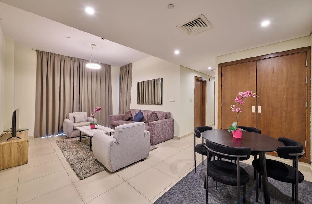 Grand Stay Holidays Homes Rental Satwa - Tap to explore photos