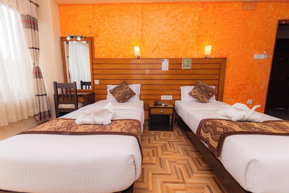 Hotel Romantica Room Type - Deluxe Double Room