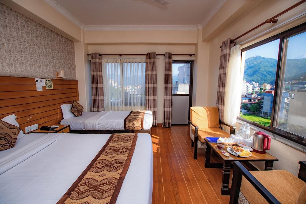 Hotel Romantica Room Type - Comfort Triple Room