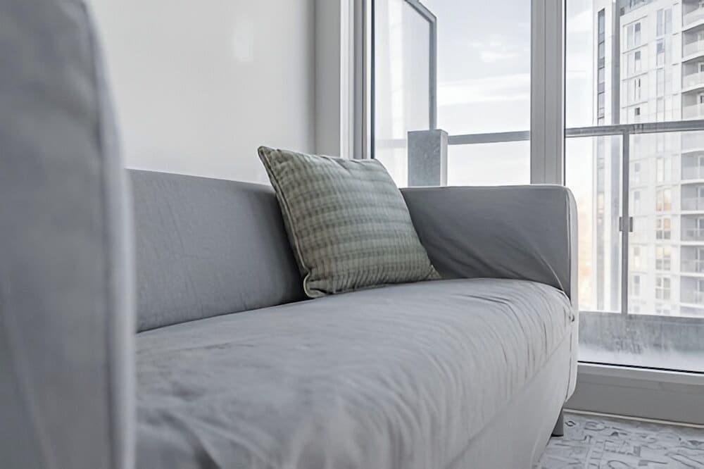 Casa Suites - Downtown Toronto - Tap to explore photos