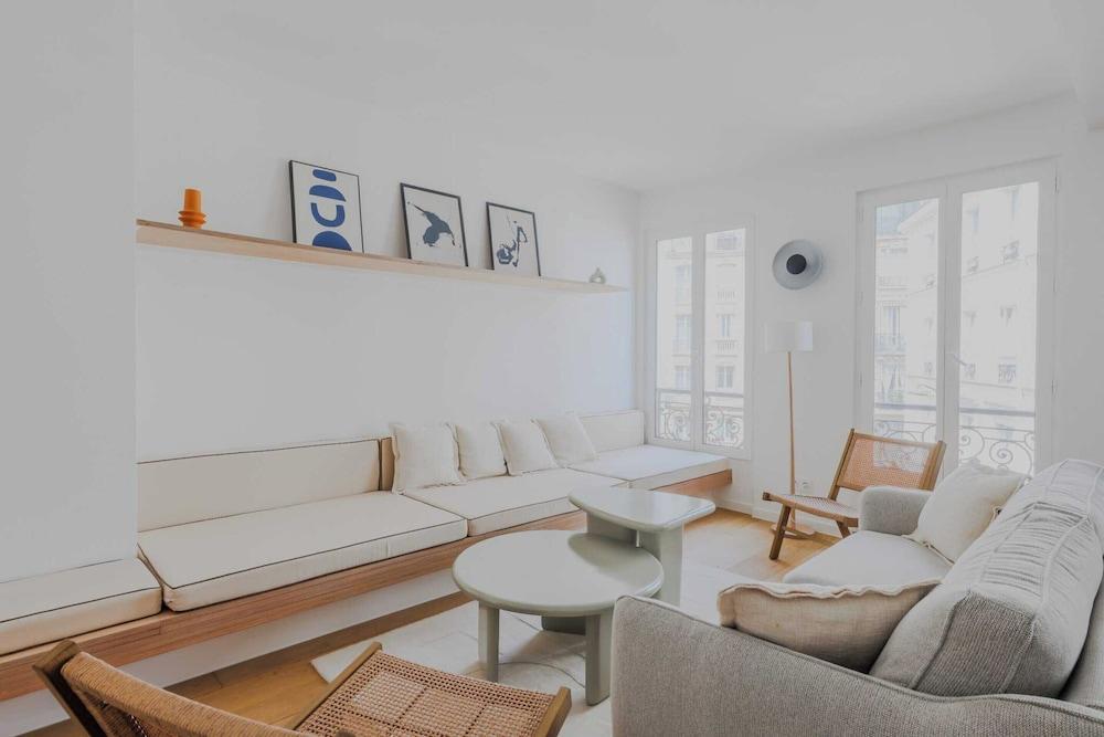 Cosy Apartment - 1br/4p - Jardin du Luxembourg - Tap to explore photos