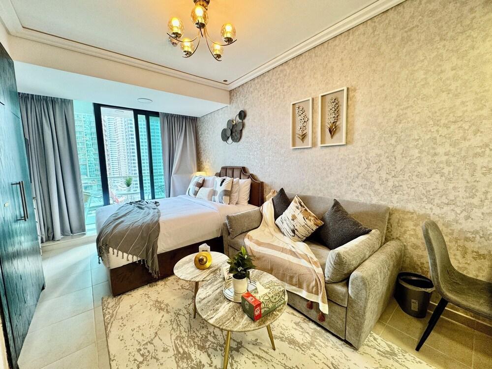 Cosmos Living Majestic Studio GCV2 Room Type - Deluxe Apartment, Balcony, City View Cosmos Living Majestic Studio GCV2 Room Type - Deluxe Apartment, Balcony, City View