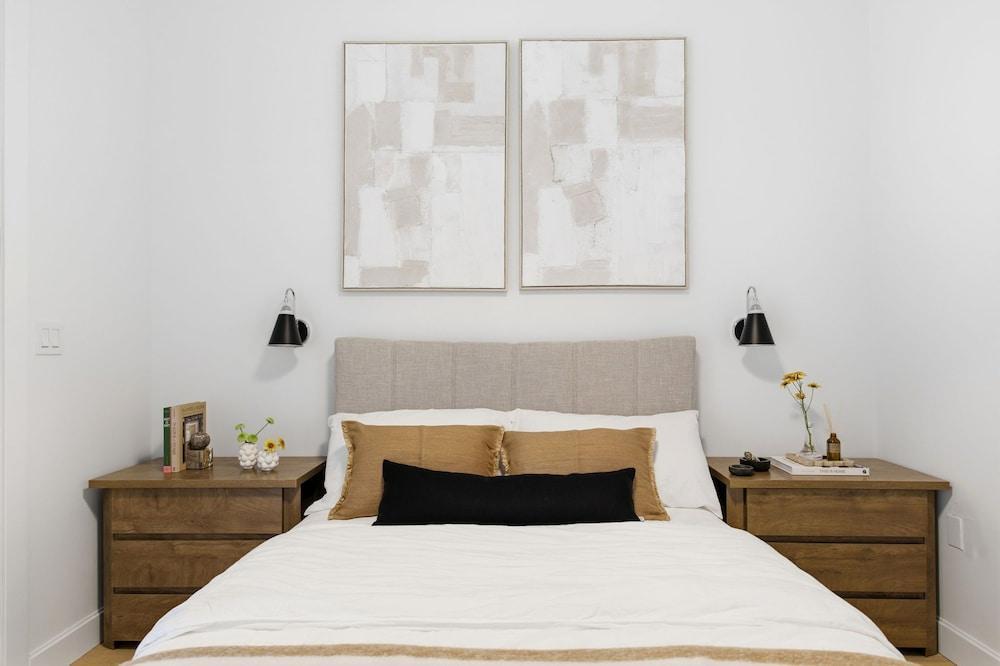The Brick Hotel Room Type - The Laneway
