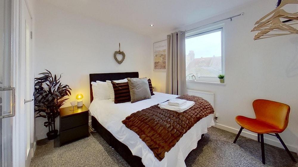 Chic 2 Bedroom Aparment with Netflix