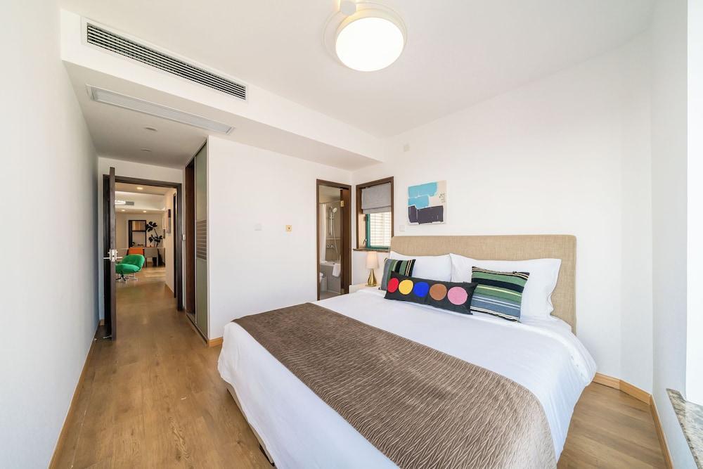 Tyms High Serviced Residence Shanghai Xujiahui Tower Room Type - City View 2BR Serviced Residence - Cozy Home for Families