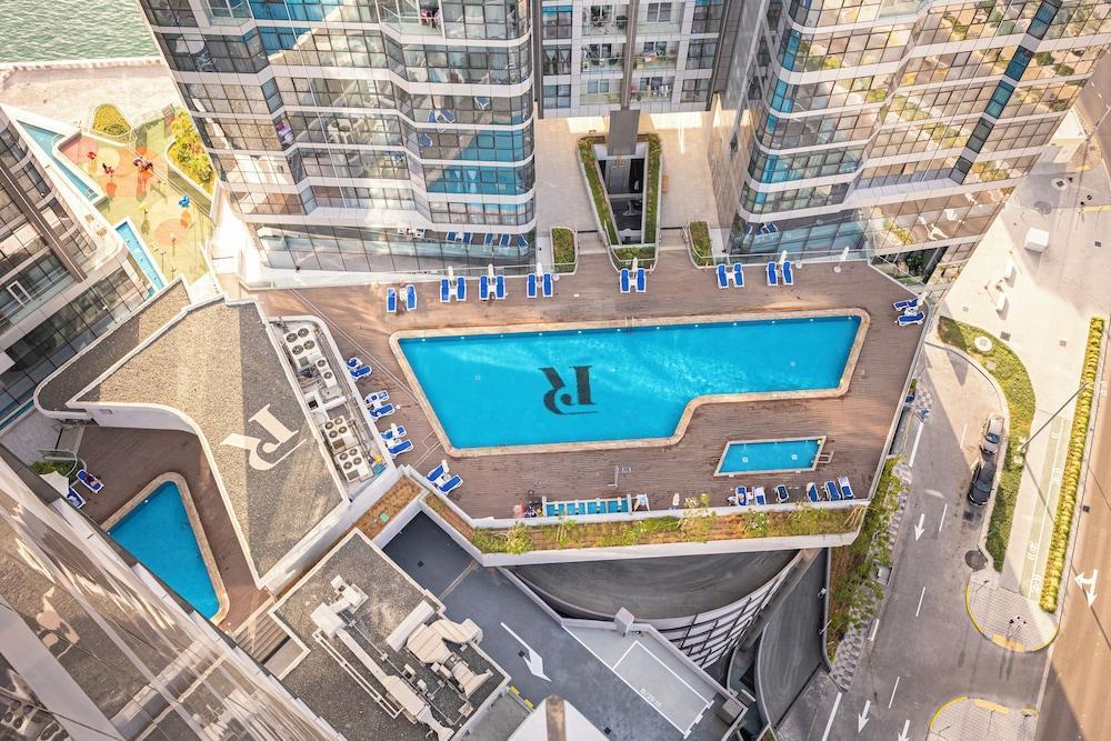 Bloomfields 2BR in Radiant Boulevard-Reem - Tap to explore photos