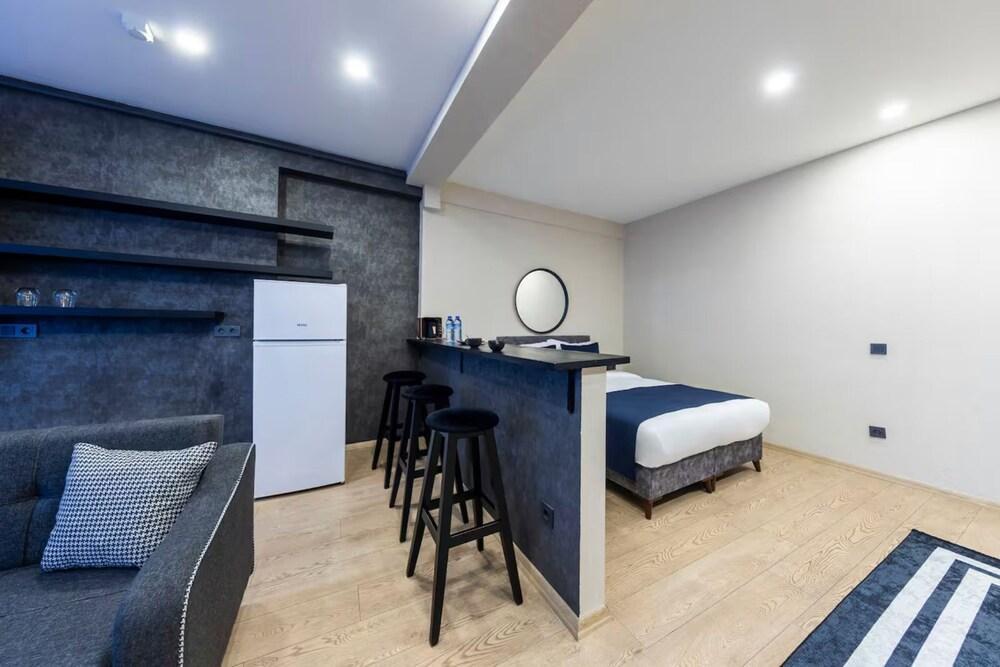 the business class suit karkoy Room Type - Business Room