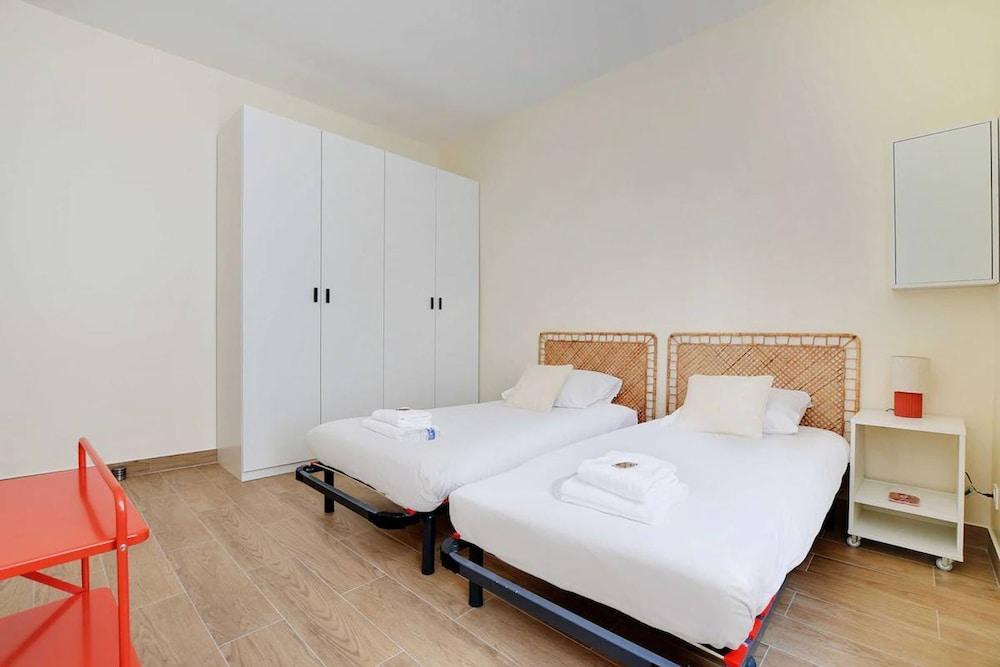 Cozy Apartment 2BR 6P - Boulets Nation - Tap to explore photos