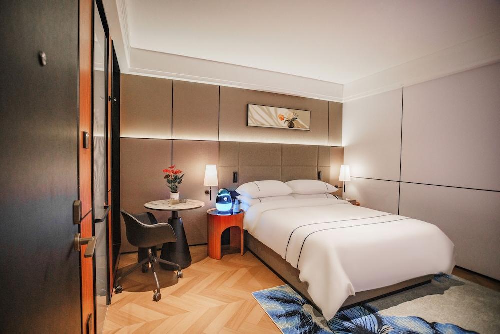 Value Comfort Hotel Guangzhou Room Type - Single Room, 1 Queen Bed, Non Smoking, Housekeeping Value Comfort Hotel Guangzhou Room Type - Single Room, 1 Queen Bed, Non Smoking, Housekeeping