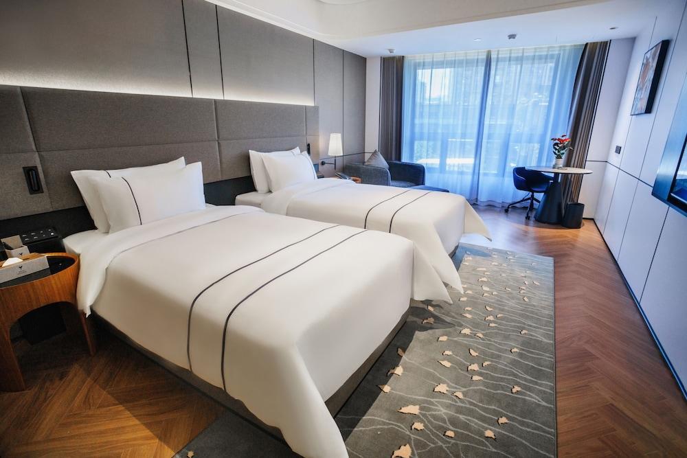 Value Comfort Hotel Guangzhou - Tap to explore photos