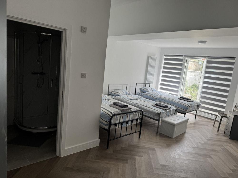 Old Ridgeway Hotel Room Type - Triple Room