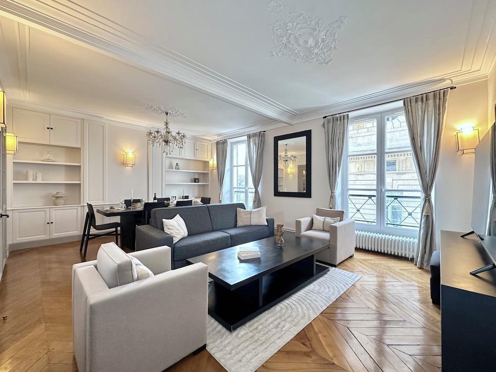 CORNEILLE Room Type - Deluxe Penthouse, 4 Bedrooms, Park View CORNEILLE Room Type - Deluxe Penthouse, 4 Bedrooms, Park View
