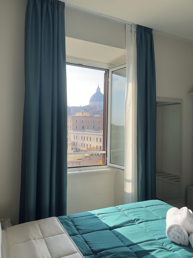 B&B A Picture of Rome - Vatican View Room Type - Luxury Suite, Executive Level