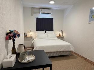 Kinboshi Silom Room Type - Superior Room