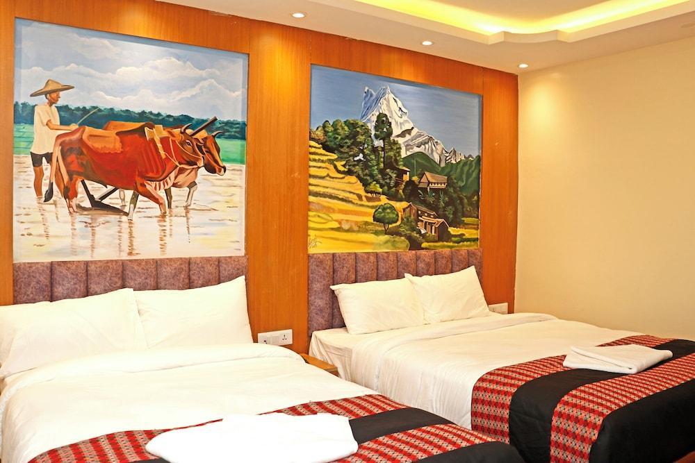 Hotel Insta Room Type - Deluxe Double or Twin Room, City View