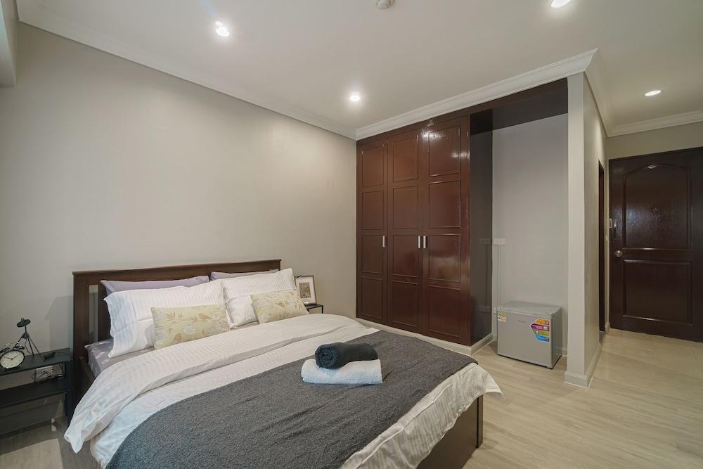 Casa Amor Room Type - Deluxe Double Room, City View