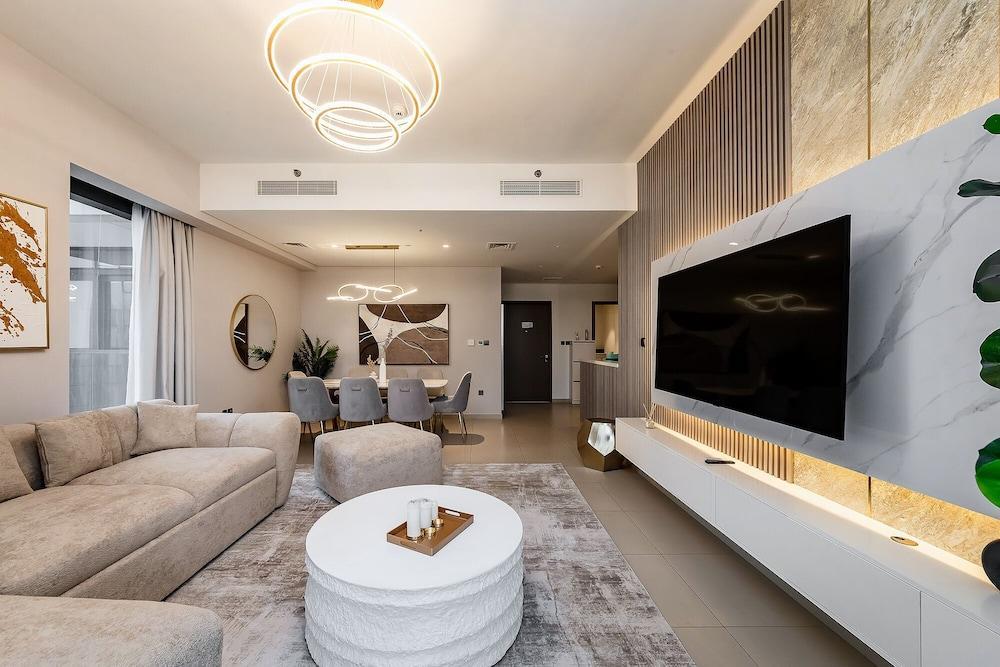 Burj View Stylish 3BR with Maids Room - Tap to explore photos