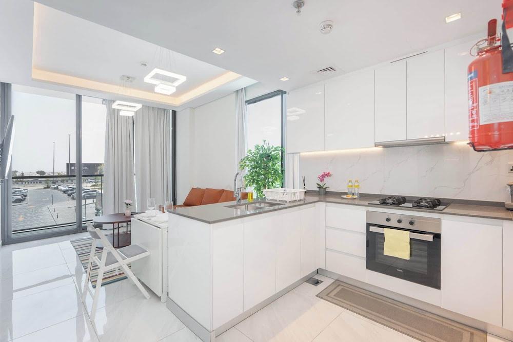 Arjan Apartment for 4 People With Great Location - Tap to explore photos