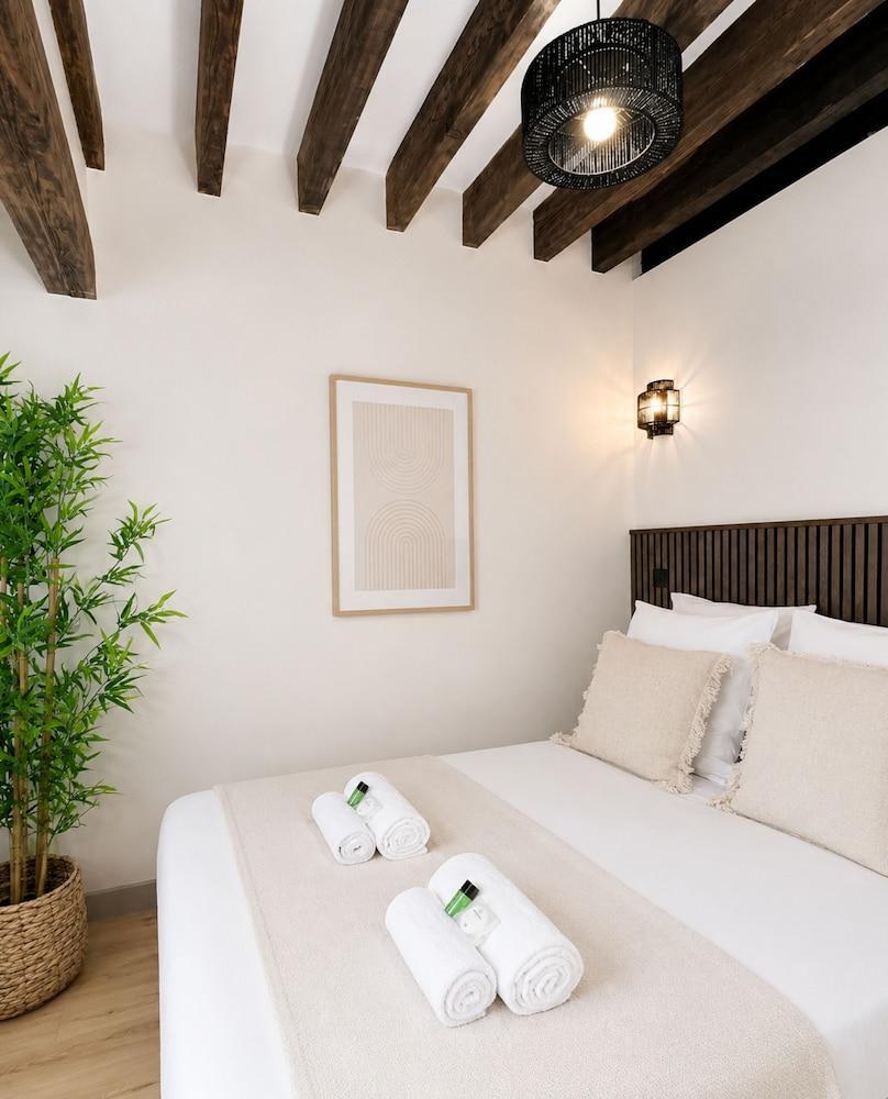 1595 Chapon