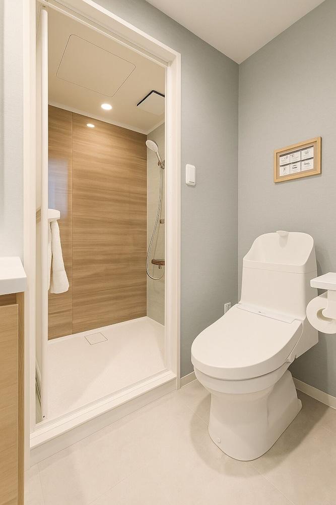 AOMUGIHOTEL-Otsuka Room Type - Elite Double Room, 1 Queen Bed, Non Smoking, Balcony