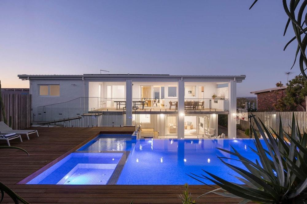 Airosa Blanca Pool Spa Sea Views