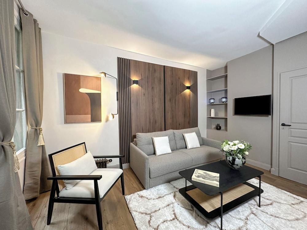 1543 SaintSauveur Room Type - Superior Apartment 1543 SaintSauveur Room Type - Superior Apartment