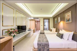 艺龙酒店（芭堤雅中天海滩店） Room Type - Room with Queen Bed