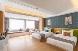 艺龙酒店（芭堤雅中天海滩店） Room Type - Standard Twin Room Double Bed