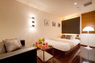 Hotel BIX 11 p.m. check-in NOT changeable Room Type - Double Room