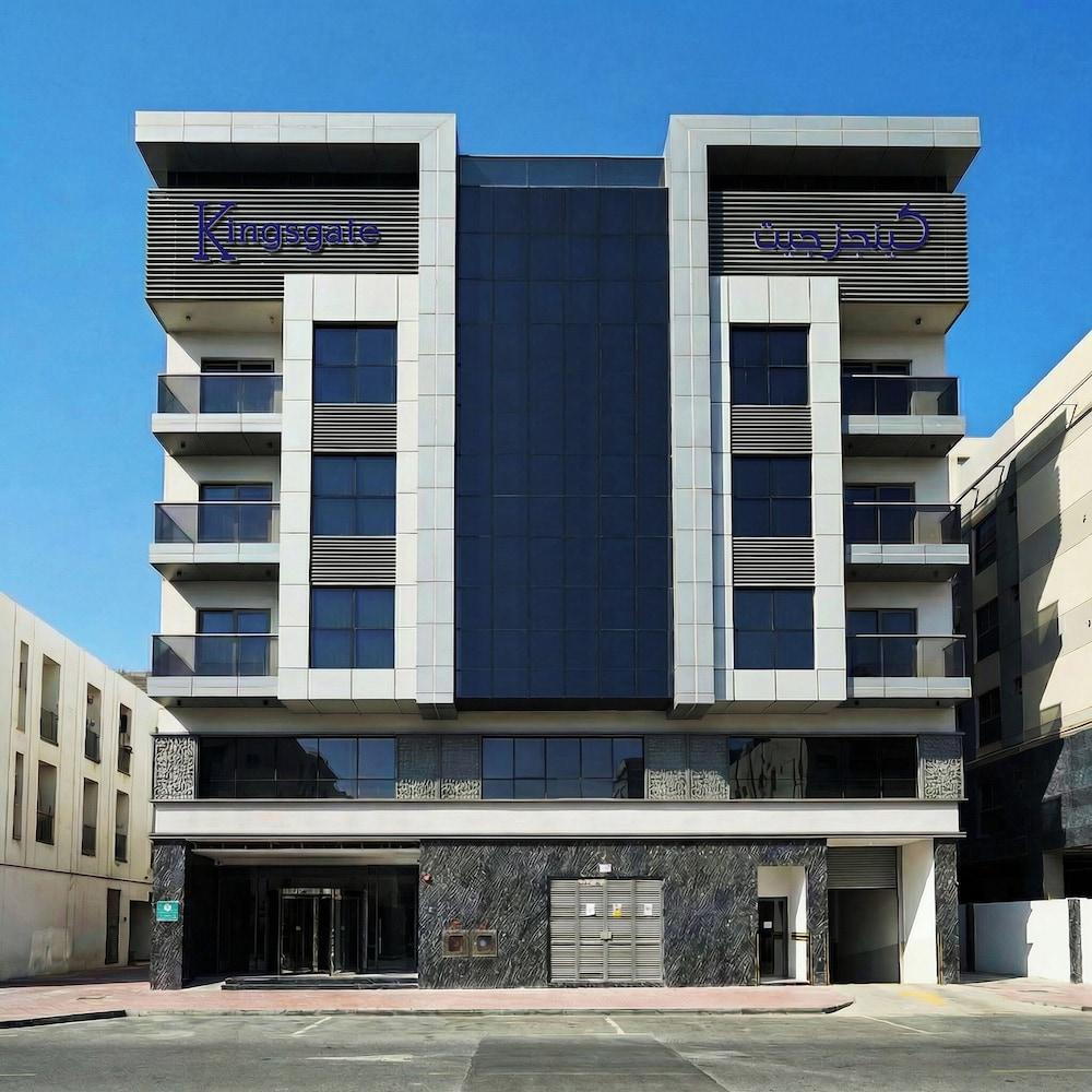 Kingsgate Clocktower Hotel - Tap to explore photos