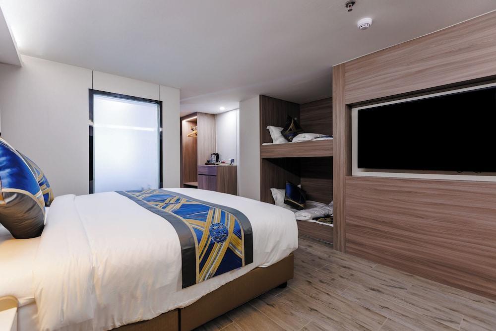 MARQUIS HOTEL Room Type - Economy Condo MARQUIS HOTEL Room Type - Economy Condo