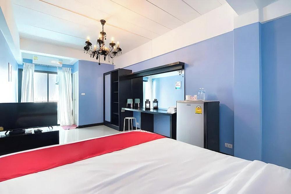 Chill Guest Room Type - Deluxe Double Room, Pets Allowed Chill Guest Room Type - Deluxe Double Room, Pets Allowed