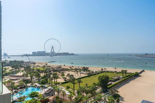 Boma Sea View 2BR and Maids room 1 JBR Beachfront