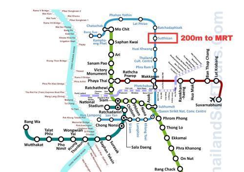 200m to MRT Private 3BR Home for 8 - Tap to explore photos