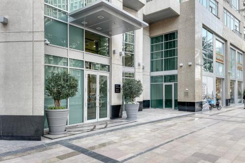 Blueground Downtown BK view pool gym DXB-130