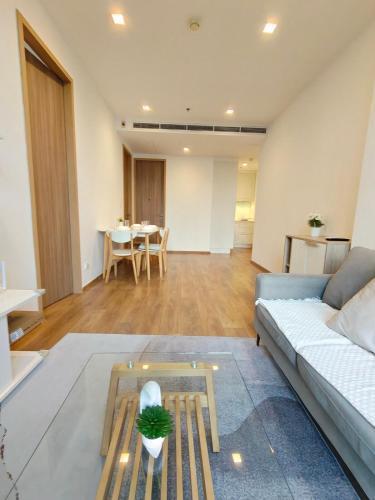 Luxury 2BR 2BA - 5 mins Walk to Emsphere Mall - Tap to explore photos