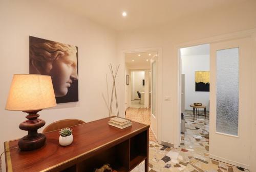 Spacious 2 Suite Home - AC WiFi & Metro 9 min - Tap to explore photos