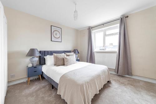 Central Spacious 3Bed Flat - Wandsworth - Sleeps 7 Room Type - Three-Bedroom Apartment