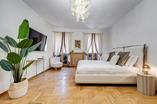 Spanish & Trevi Luxury flat 200mq and 2 Terrace