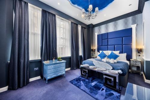 Large and Luxurious Apartment, Central London