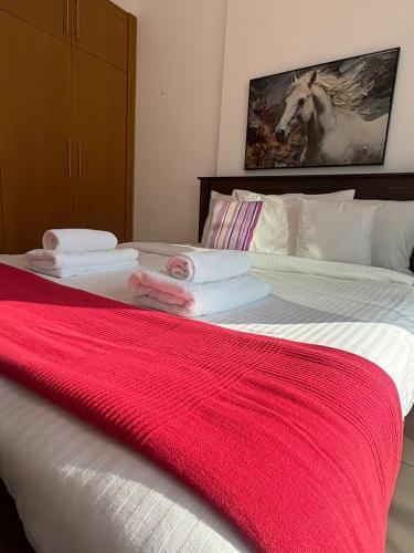 Modern 1BR -Canal Views & Burj Views -Business Bay - Tap to explore photos