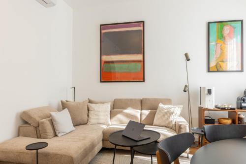 Stunning Brand New 4BR 4BATH Center-Vatican - Tap to explore photos