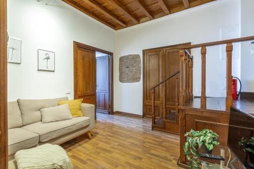 iFlat Luxurious home in Piazza del Parlamento - Tap to explore photos