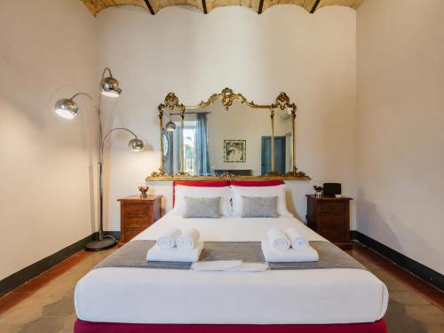 New - Penthouse with Private Terrace - Tap to explore photos