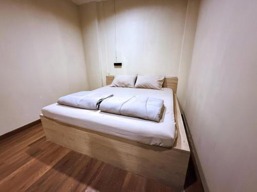 Phraya Hostel Room Type - Family Room