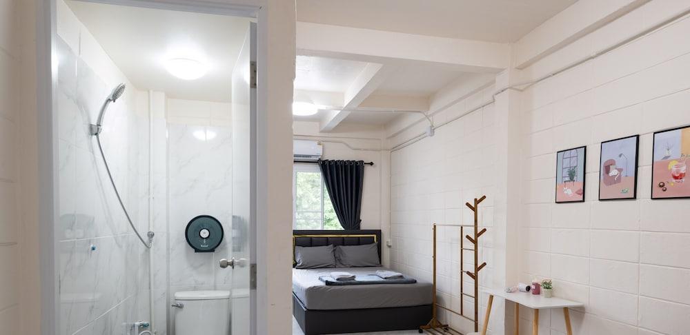 At 38 Don Mueang Room Type - Standard Apartment, 203