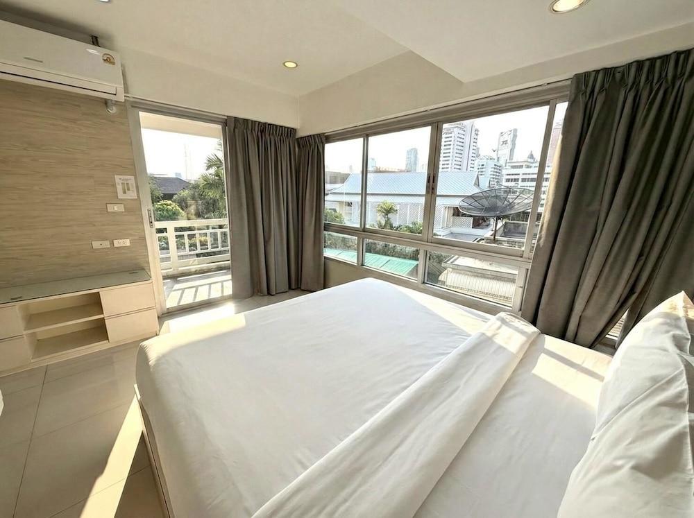 Baan Sabai Rama IV Room Type - Exclusive 2 Bedroom Apartment (53A)